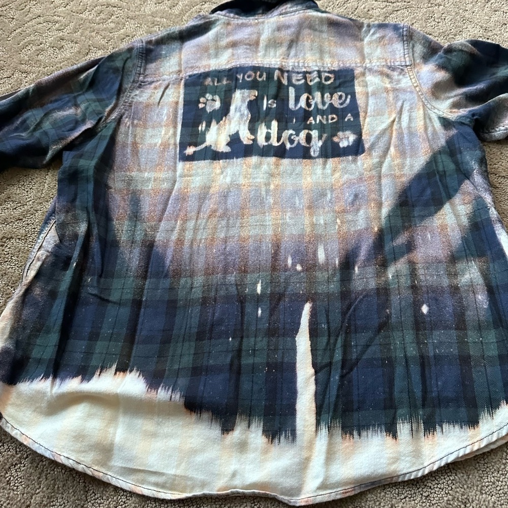 L.L. Bean Plaid Button Down Shirt - Blue & Cream. Dog lover. Soft flannel